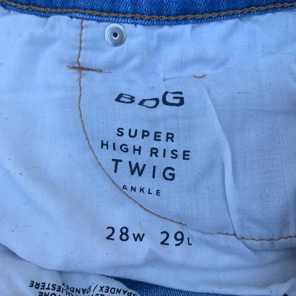NWOT Urban Outfitters BDG High Rise Blue Jeans - Picture 6 of 8